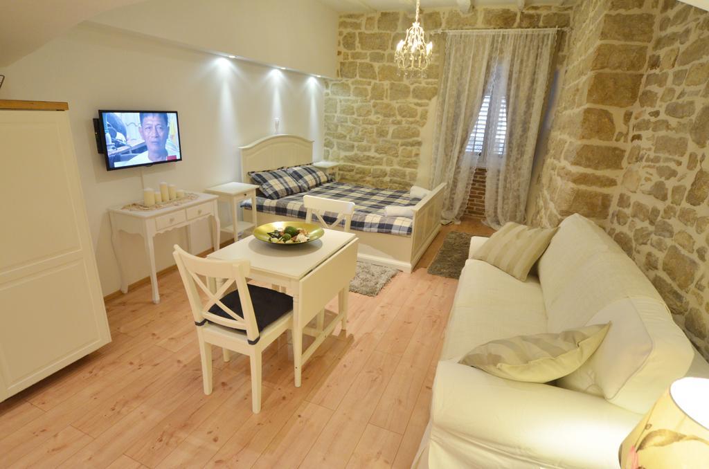 Studios Villa Rossella 4 Ровин Стая снимка